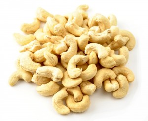 cashews-raw-large_1